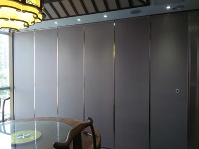 手自一体活动隔断